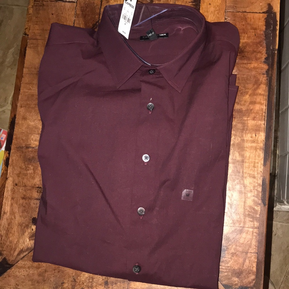 Men’s Medium Express Dress Shirt